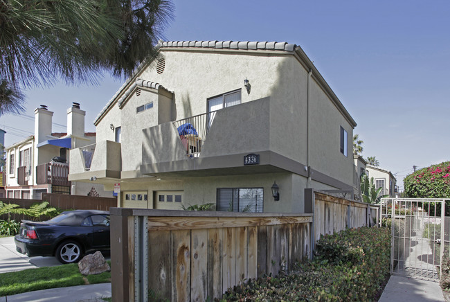 4336 Idaho St in San Diego, CA - Foto de edificio - Building Photo