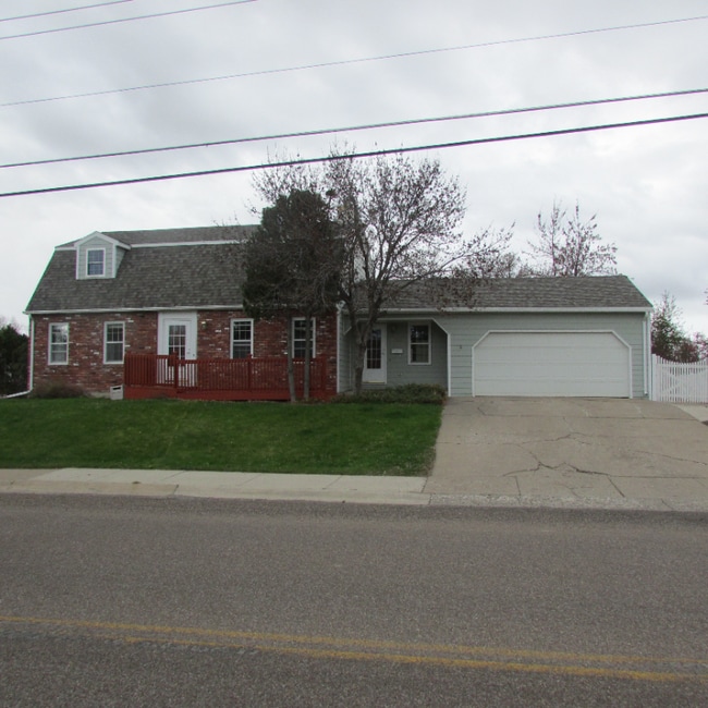 property at 2700 Carmel Dr