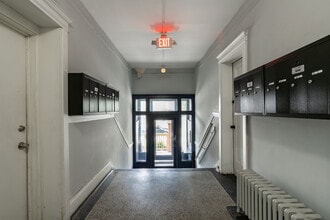 The Willis in Detroit, MI - Building Photo - Lobby