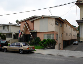 604 Evergreen St in Inglewood, CA - Building Photo