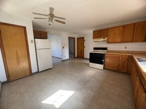 58 Westville Rd in Plaistow, NH - Building Photo - Building Photo