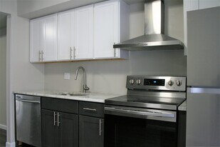 Valley Run Townhomes and Apartments