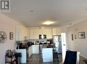 1015 Terra Verde Way in Kingston, ON - Building Photo - Building Photo