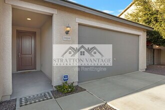 7608 W St Kateri Dr in Phoenix, AZ - Building Photo - Building Photo