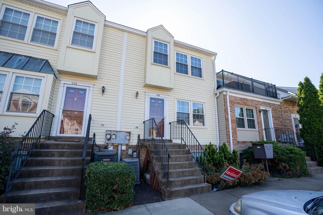 property at 94 N Bedford St