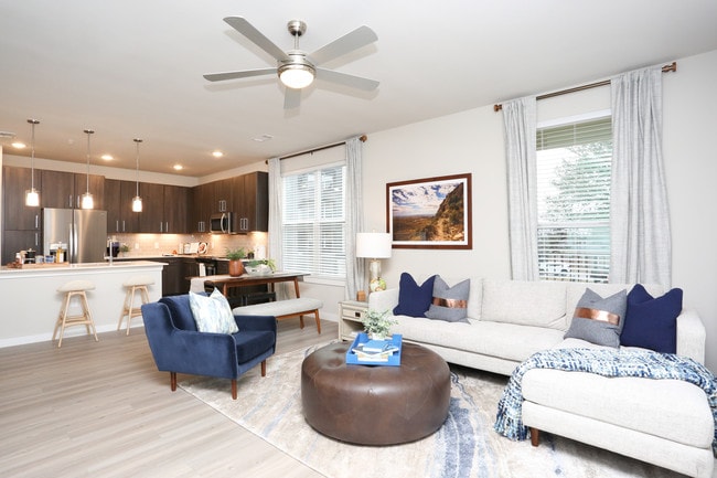 Travis at the Lake in Austin, TX - Building Photo - Interior Photo