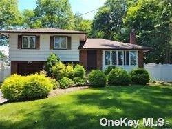 property at 20 Rocco Dr
