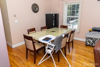 13 Harding Ave in Woodbridge Township, NJ - Building Photo - Building Photo