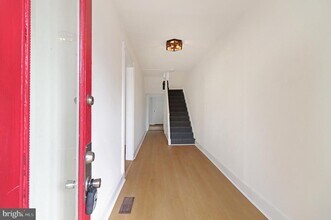 24369 W Main St in Columbus, NJ - Building Photo - Building Photo