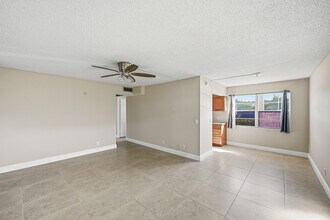 476 Fanshaw L in Boca Raton, FL - Building Photo - Building Photo