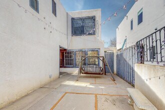 1613 Morningside Dr NE in Albuquerque, NM - Building Photo - Building Photo