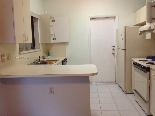 13255 SW 253rd Terrace in Homestead, FL - Foto de edificio - Building Photo