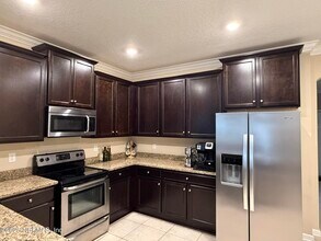 7292 Claremont Creek Dr in Jacksonville, FL - Building Photo - Building Photo