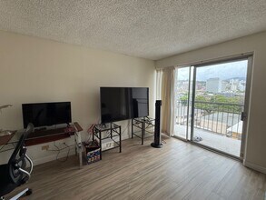 725 Piikoi St in Honolulu, HI - Building Photo - Building Photo