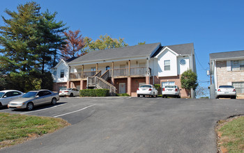 Lovell Heights Apartments in Knoxville, TN - Building Photo - Building Photo