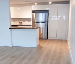 50 60 Greenfields and 190 Parkside in Fredericton, NB - Building Photo