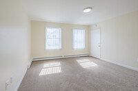 Newport Landings Apartment Community in Middletown, RI - Building Photo - Interior Photo