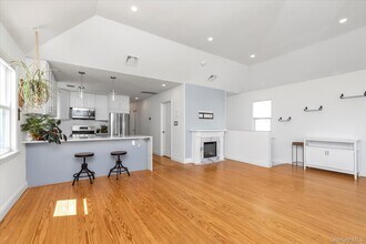 75 Oswego Ave in East Atlantic Beach, NY - Building Photo - Building Photo