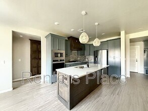 2713 SE 22nd St in Moore, OK - Building Photo - Building Photo