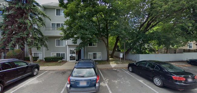 148 North Beacon St, Unit A1 in Boston, MA - Building Photo - Building Photo