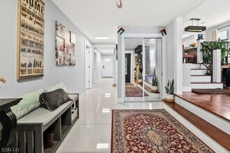 231 Starmond Ave in Clifton, NJ - Foto de edificio - Building Photo