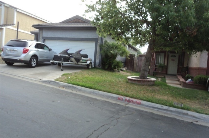 835 S Tamarisk Ave in Rialto, CA - Foto de edificio