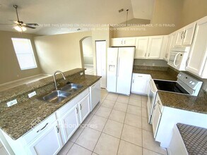 9549 Lago Dr in Boynton Beach, FL - Building Photo - Building Photo