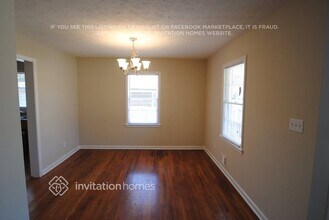 2121 Cherry Ln in Decatur, GA - Foto de edificio - Building Photo