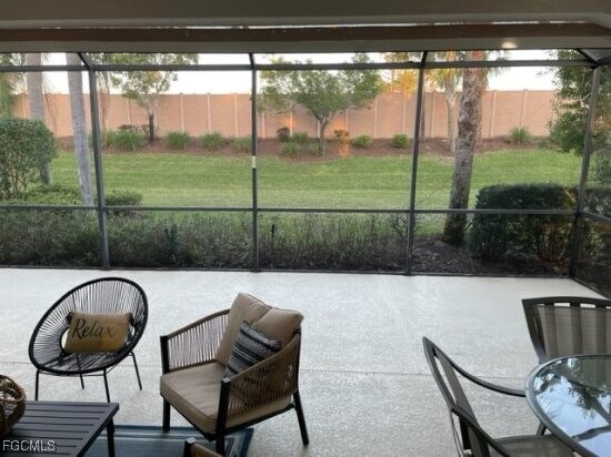 10045 Colonial Country Club Blvd in Ft. Myers, FL - Building Photo - Building Photo