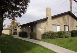 7812 N LAURELGLEN Blvd in Bakersfield, CA - Building Photo