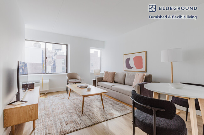 property at 160 W 24th St