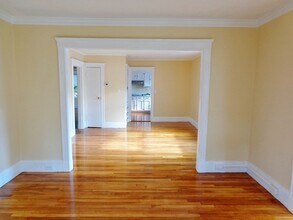 117 Lewis Rd in Belmont, MA - Building Photo - Building Photo