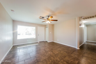 20220 N 14th Ave in Phoenix, AZ - Building Photo - Building Photo