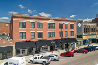 The Menser Building in Columbia, MO - Foto de edificio - Building Photo