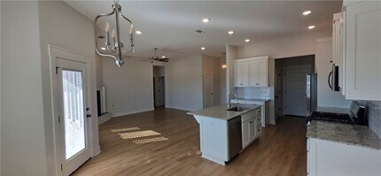 921 Round Top St in Prairie Grove, AR - Building Photo - Building Photo