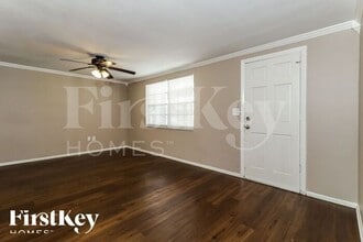 4125 Woodsville Dr in New Port Richey, FL - Building Photo - Building Photo