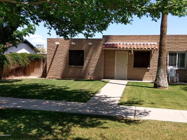 property at 641 N Lesueur Cir