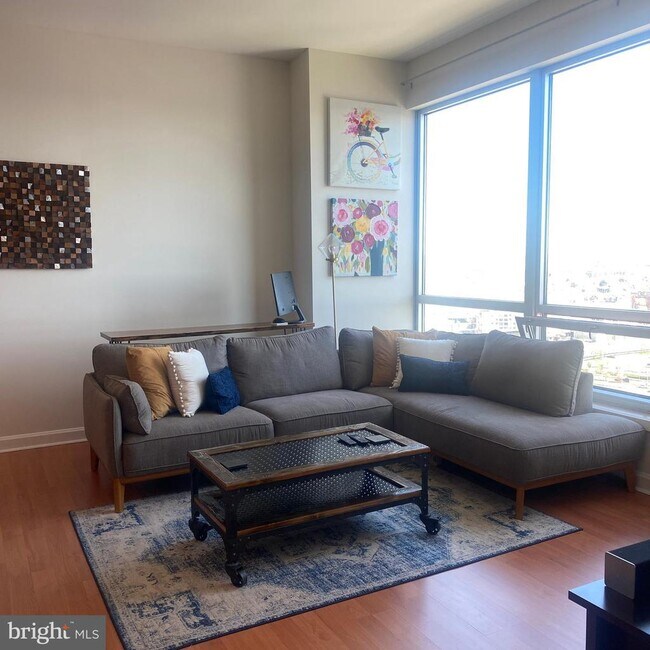 property at 901 N Penn St