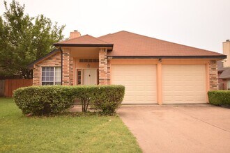 1117 Brewer Dr in Cedar Hill, TX - Building Photo - Building Photo