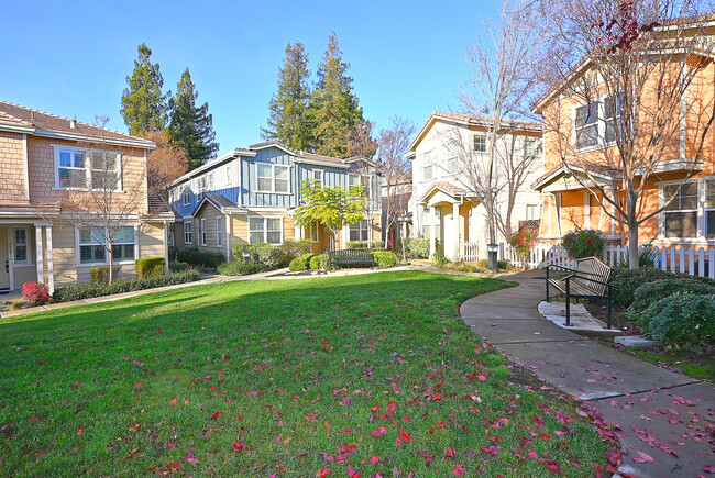 3053 Citrus Cir in Walnut Creek, CA - Building Photo - Building Photo