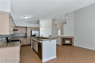 3838 Birchview Ct in Las Vegas, NV - Building Photo - Building Photo
