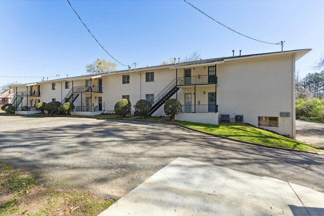 Jackson Street Apartments in Newnan, GA - Building Photo - Building Photo