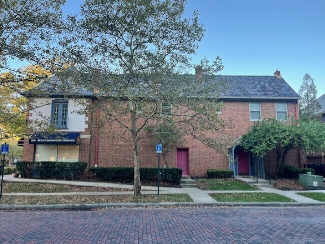 2352-2358 E Main St in Bexley, OH - Building Photo - Building Photo
