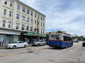 64 Merrimack St in Manchester, NH - Building Photo - Building Photo