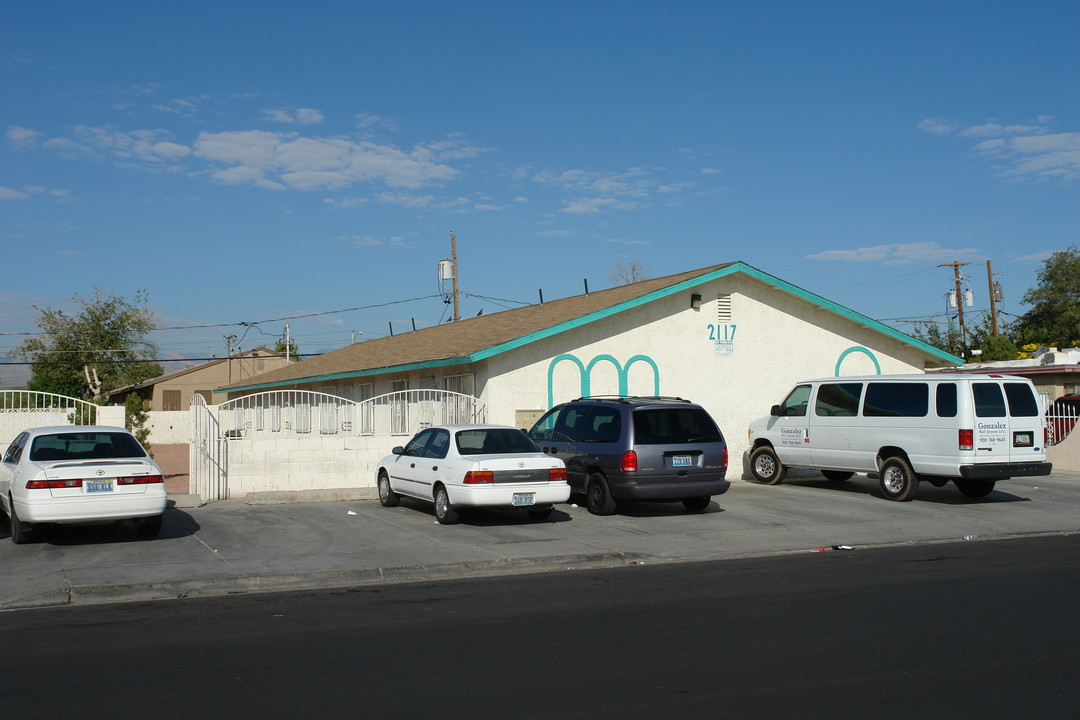 2117 Bassler St in North Las Vegas, NV - Building Photo