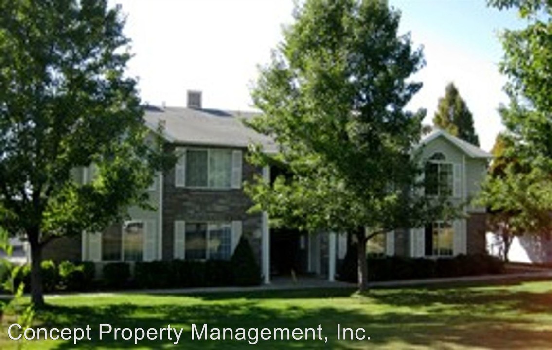 850 S 1000 E in Clearfield, UT - Building Photo