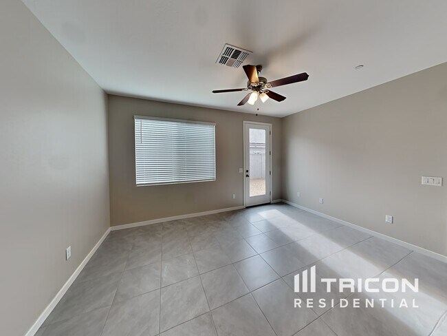 4541 E Granada St in Mesa, AZ - Building Photo - Building Photo