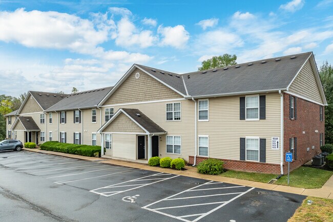 Worthington Green in Westerville, OH - Foto de edificio - Building Photo