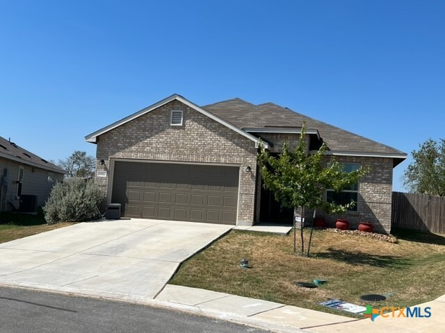 10503 Hammock Hill in Converse, TX - Building Photo