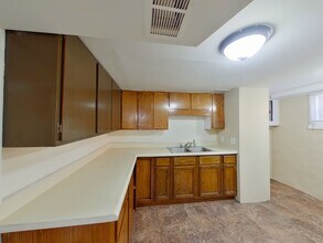 128 1/2 S Erie St in Wichita, KS - Building Photo - Building Photo